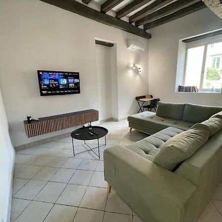 Atypique - Centre Historique - Appartement 2 Chambres บัวร์ ภายนอก รูปภาพ
